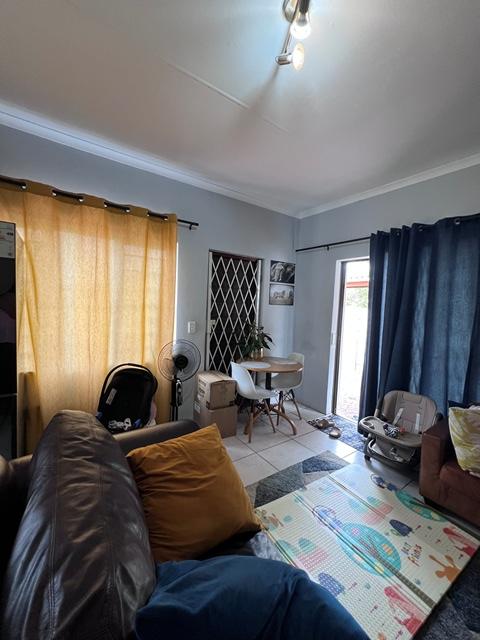 To Let 2 Bedroom Property for Rent in Pine Acres Western Cape